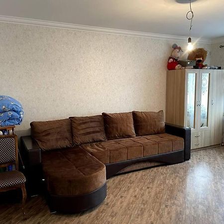 Aram Guest House Sevan Bagian luar foto