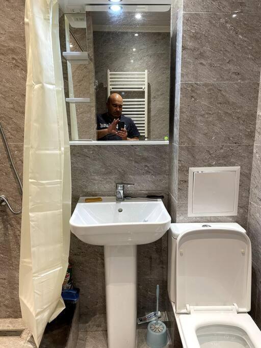 Aram Guest House Sevan Bagian luar foto